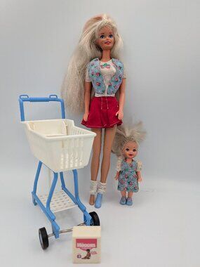 Shopping Fun Dolls Grocery Cart Huggies Barbie Kelly 1995 Mattel TLC